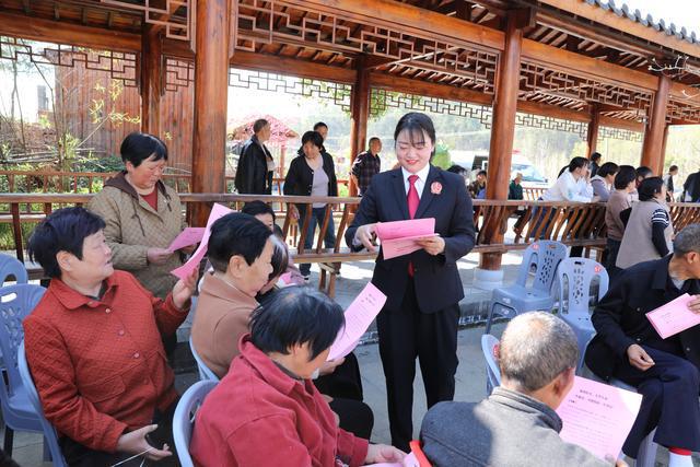 西峡法院：清明巡回审判失火案 以案释法筑牢防火屏障