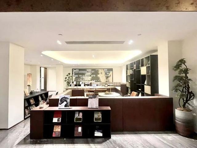 解密城东低密藏品红盘——春棠雅韵府首开瞬罄