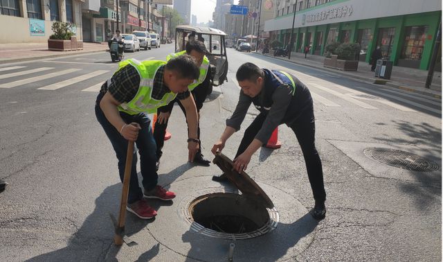 金水城管：全力筹备“五一”假期城市运行保障工作