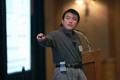 95岁屠呦呦，当选美国科学院外籍院士
