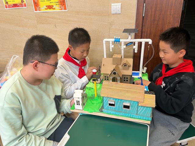 科技逐梦展风采!郑州市二七区鑫苑小学在多项赛事中斩获佳绩