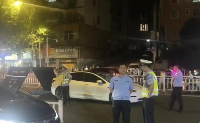 一家三口被撞身亡,肇事者父亲称是天灾 案件明日开庭