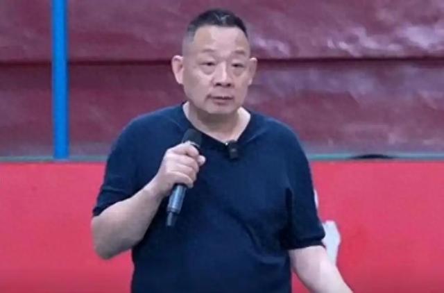 于东来质问永辉店月赚200万不涨工资，钱进了口袋人心去了哪里？