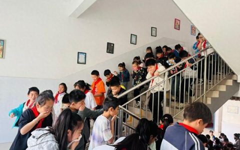 郑州市二七区兴华小学教育集团开展消防演练活动