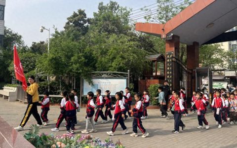 郑州市二七区春晖小学：幼小相约，筑梦成长