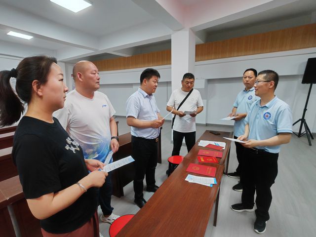 南阳市不动产登记服务中心开展“民法典宣传月”系列活动