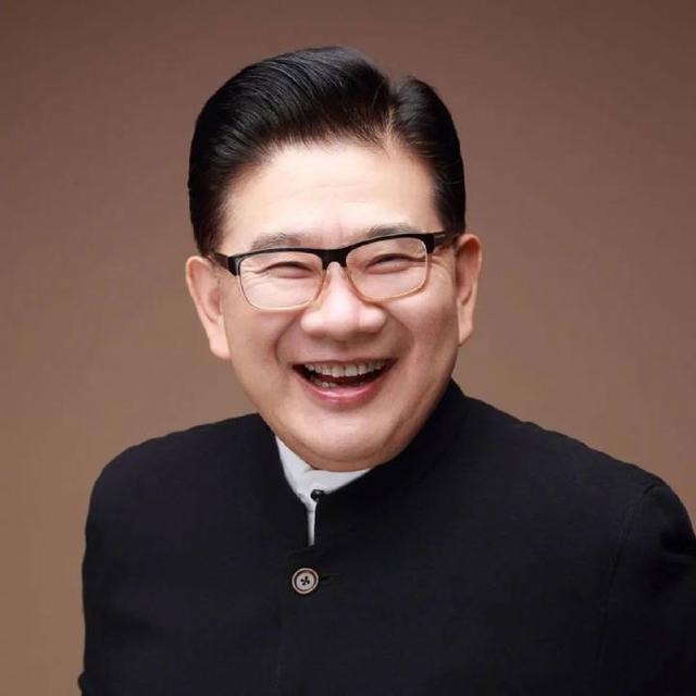 着名主持人，获聘211教授