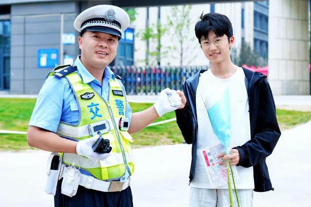 郑州交警提醒：高考遇上周一，9日高峰出行请您主动避让